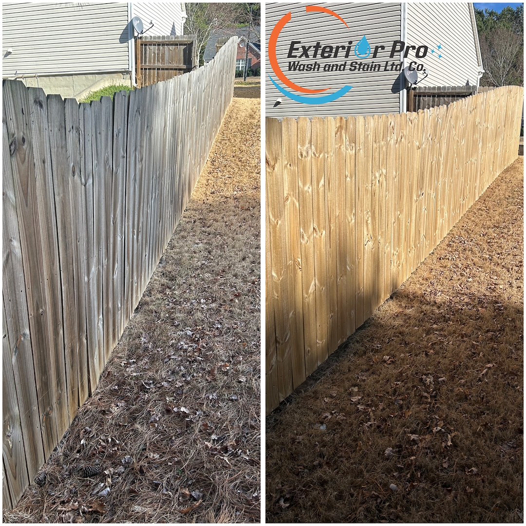 Premium Fence Staining Completed in Suwanee, GA