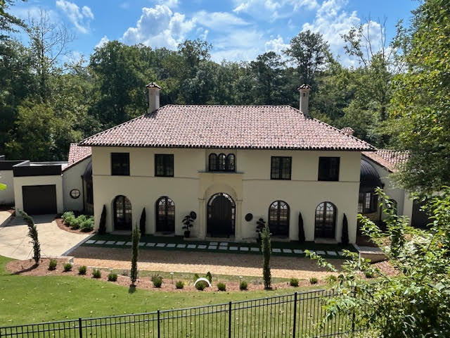 Top Quality Roof Washing in Sandy Springs
